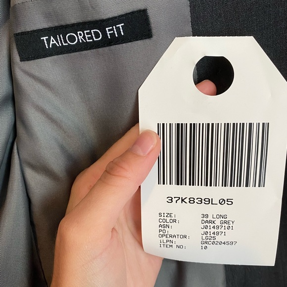 Men’s Gray Jos A. Bank Suit - Picture 3 of 6